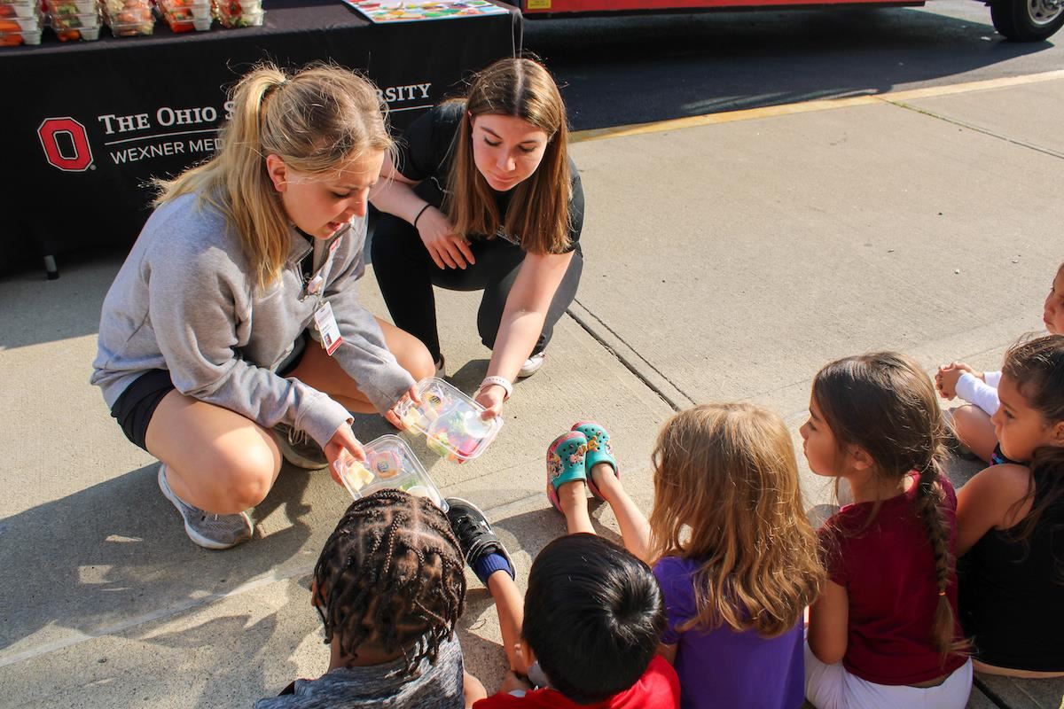 OSU students sharing healthy food options with CCS students