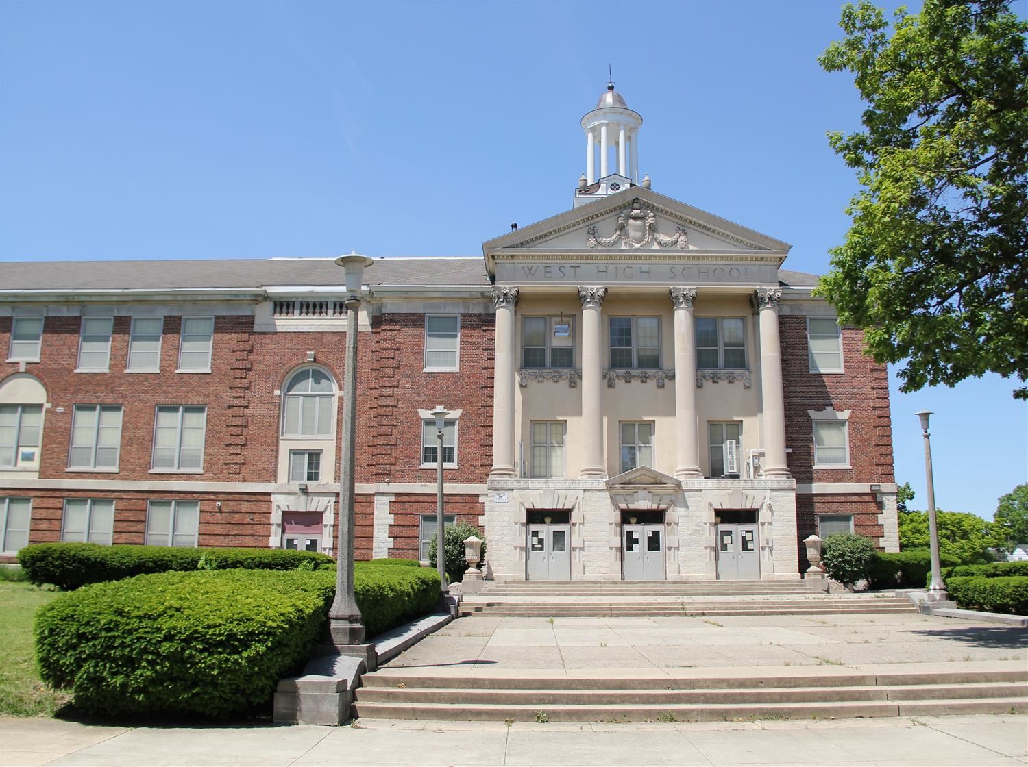  West HS
