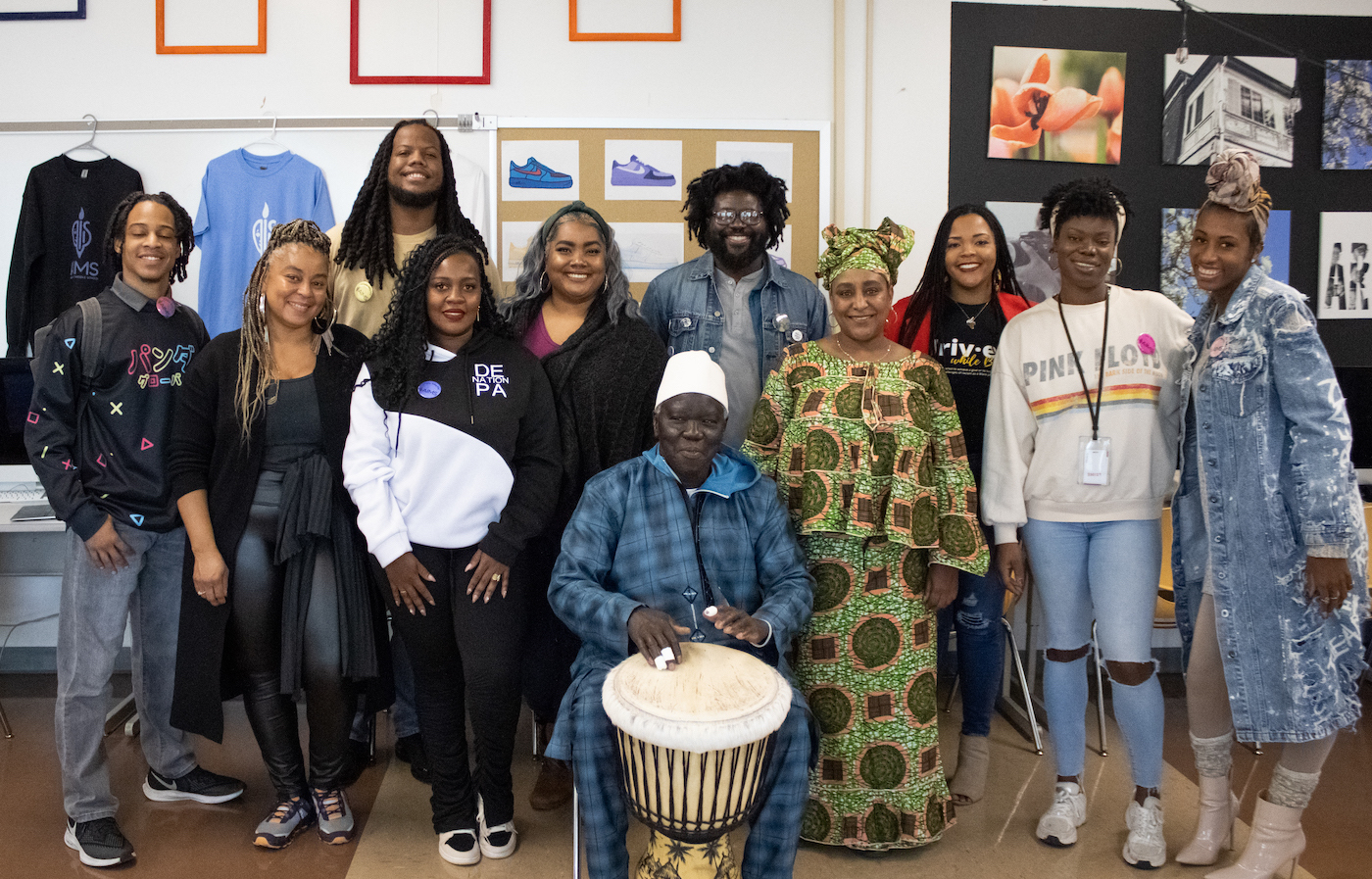 Volunteers from the Columbus Arts Community Educate Arts IMPACT Middle